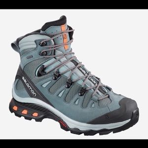 Fantastic Salomon Hiking Boots (barely used)